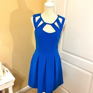 Stella Parker Vibrant Blue Cut Out Neckline Dress - Size 6